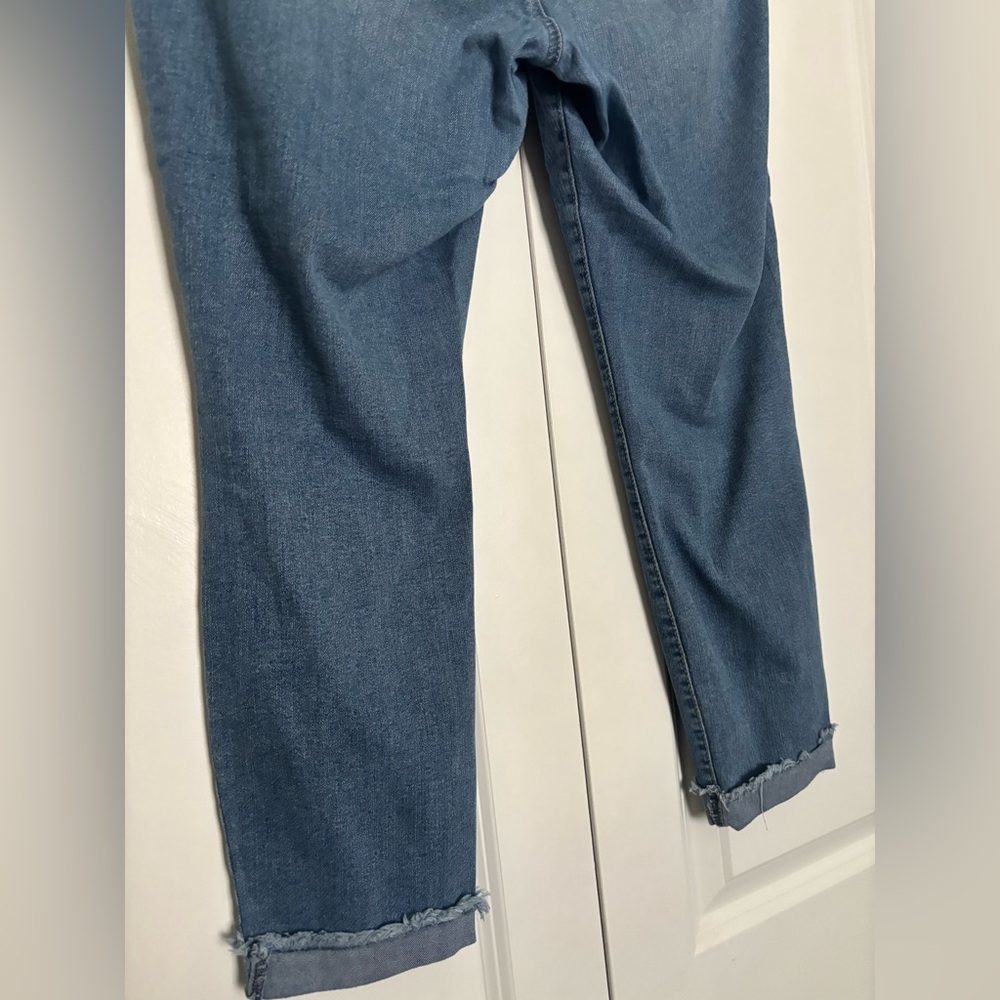d. jeans Women's Cropped Distressed Blue Jeans - Picture 8 of 8